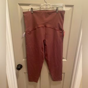Women’s burgundy NWT spanx athletic leggings